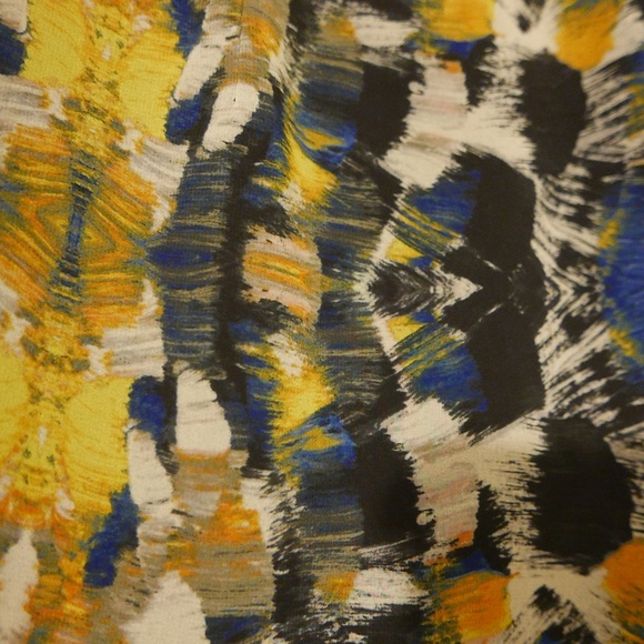 Mini Abstract Flow Dress - Picture 4 of 5